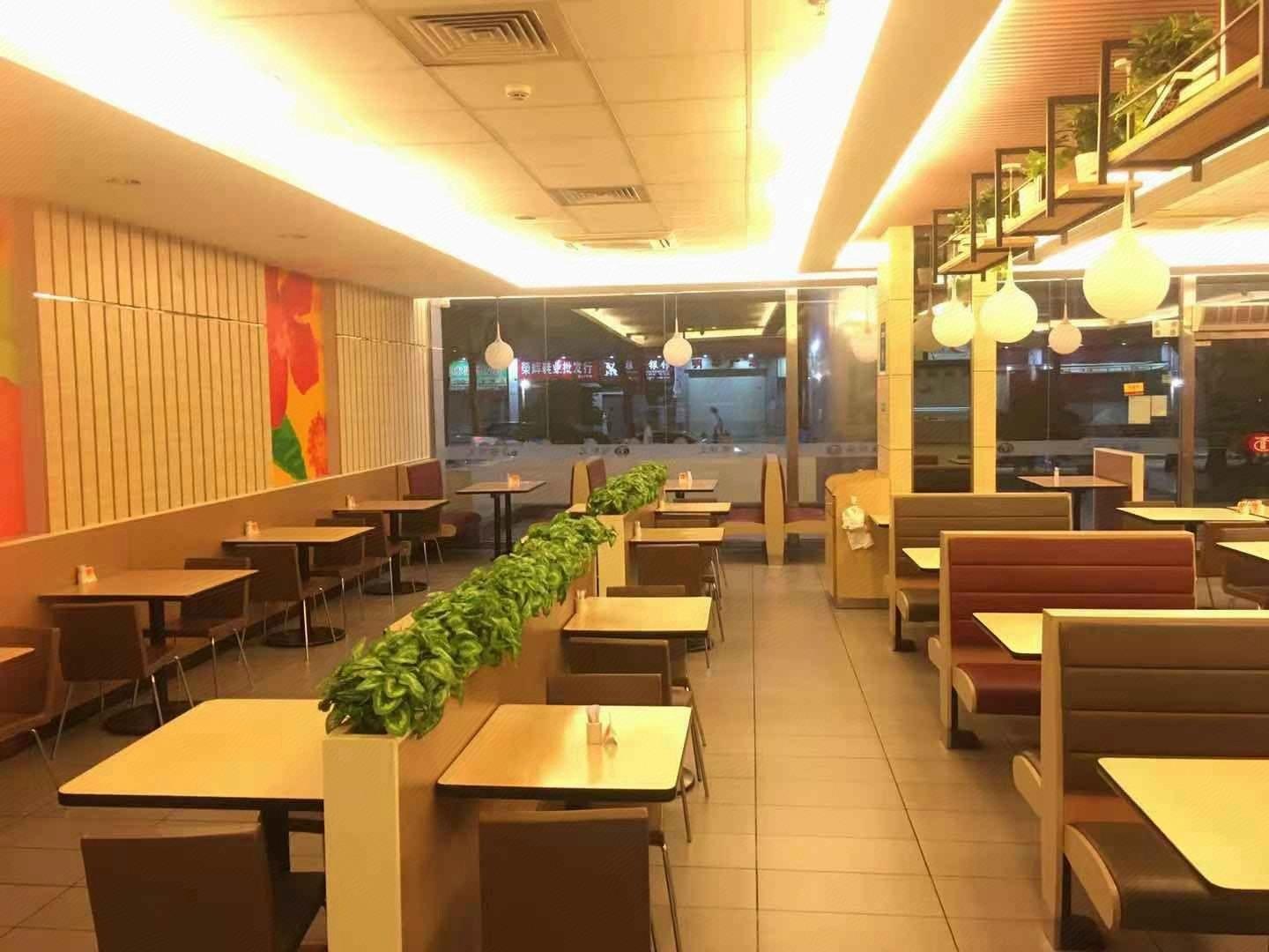 Vienna Hotel Shenzhen Dongmen Old Street 44/50