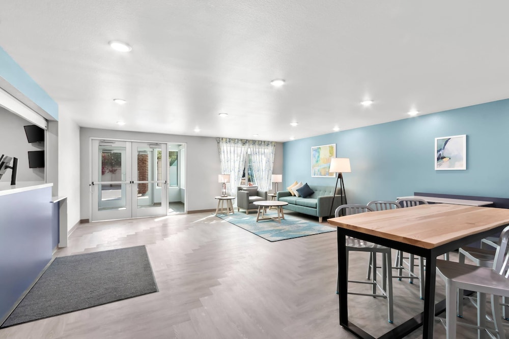 WoodSpring Suites Chandler Phoenix Medical Center 16/31