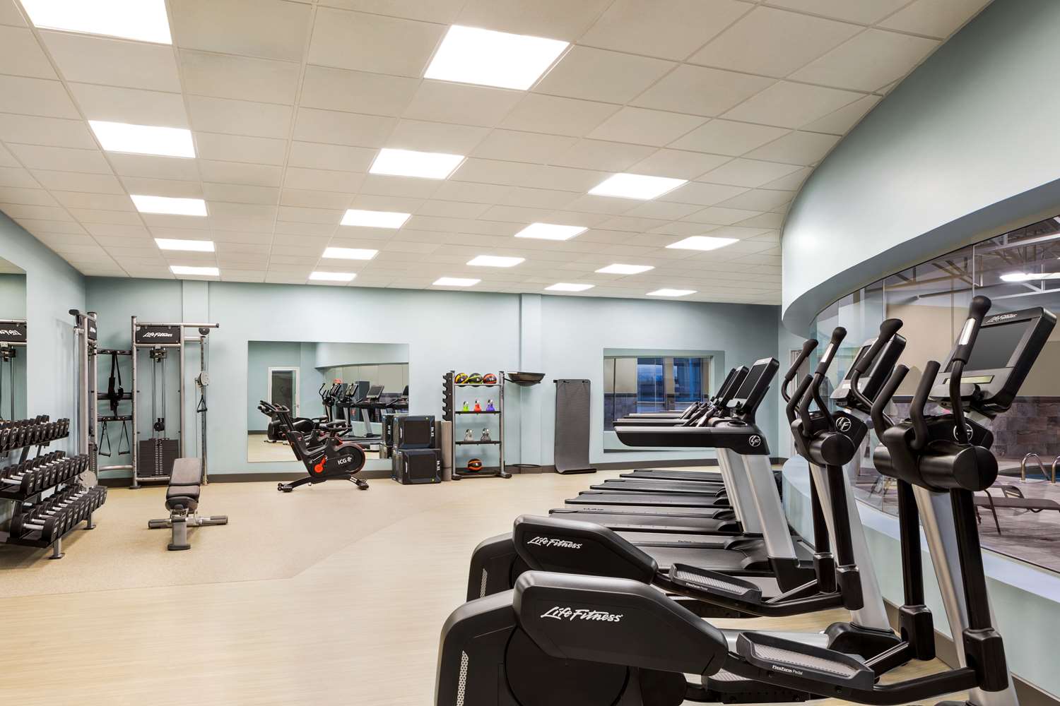 DoubleTree by Hilton Pointe Claire Montreal Airport West 9/13