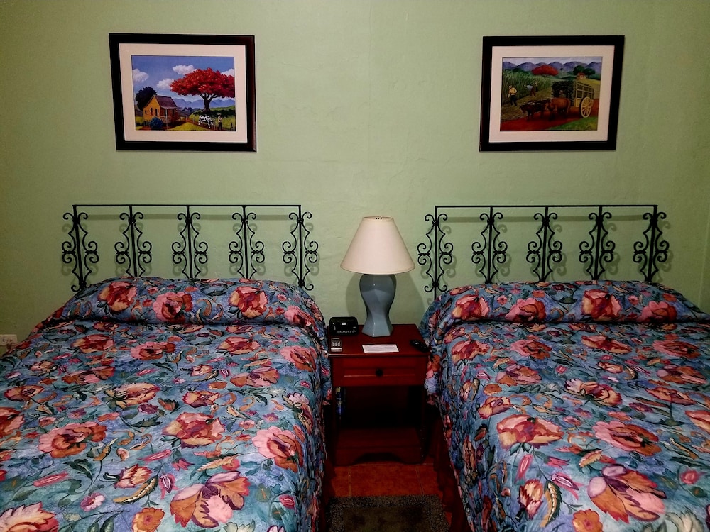 Parador Guanica 1929 32/44