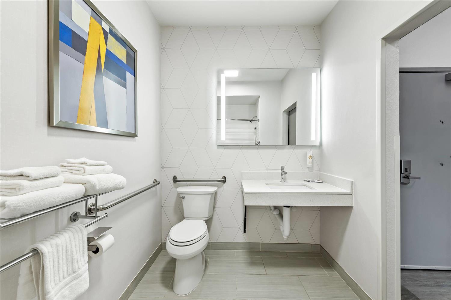 جناح بسرير كينج لذوي الإعاقة، Comfort Suites Longview North 8/9