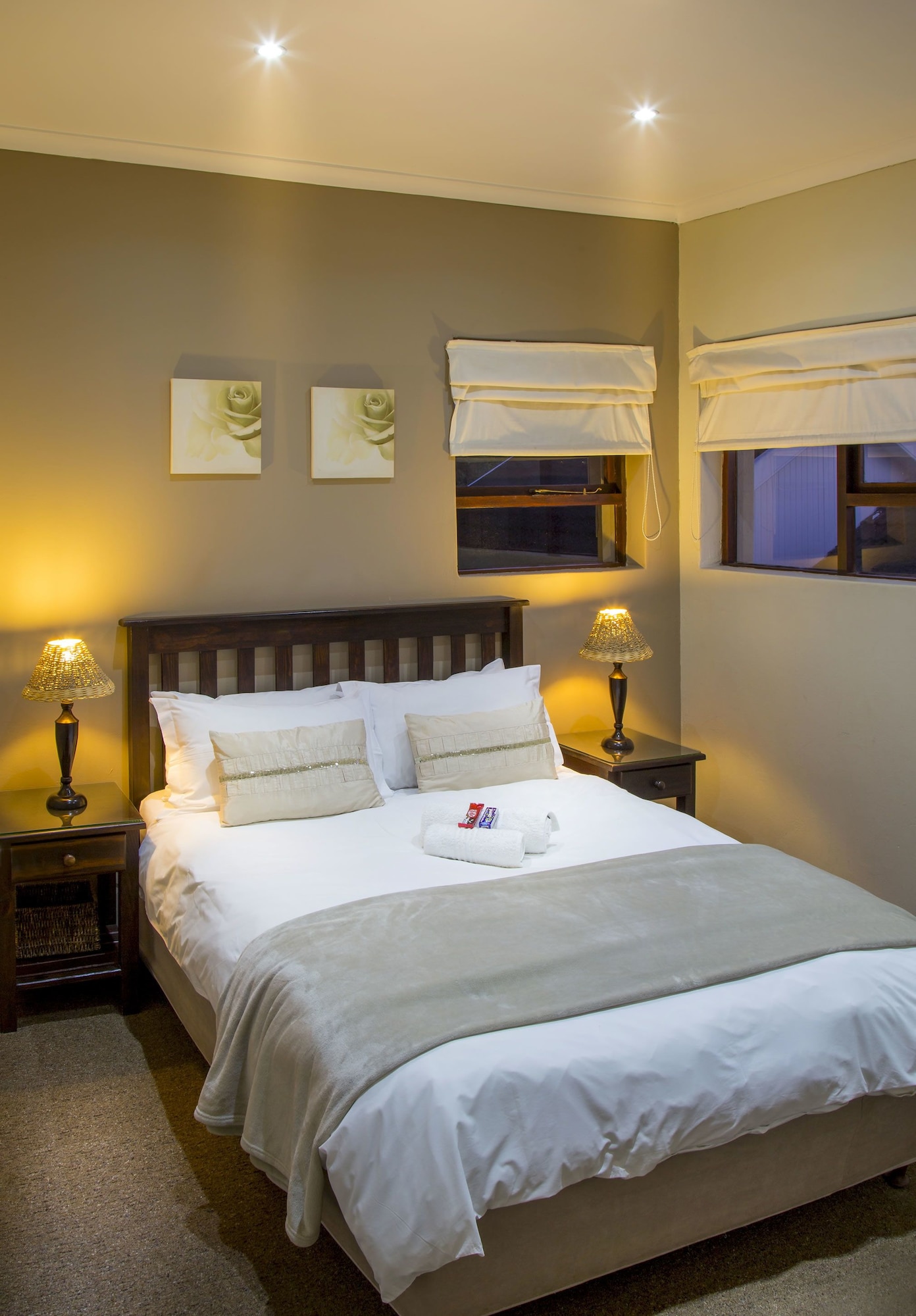 LUXURY, DOUBLE BED
