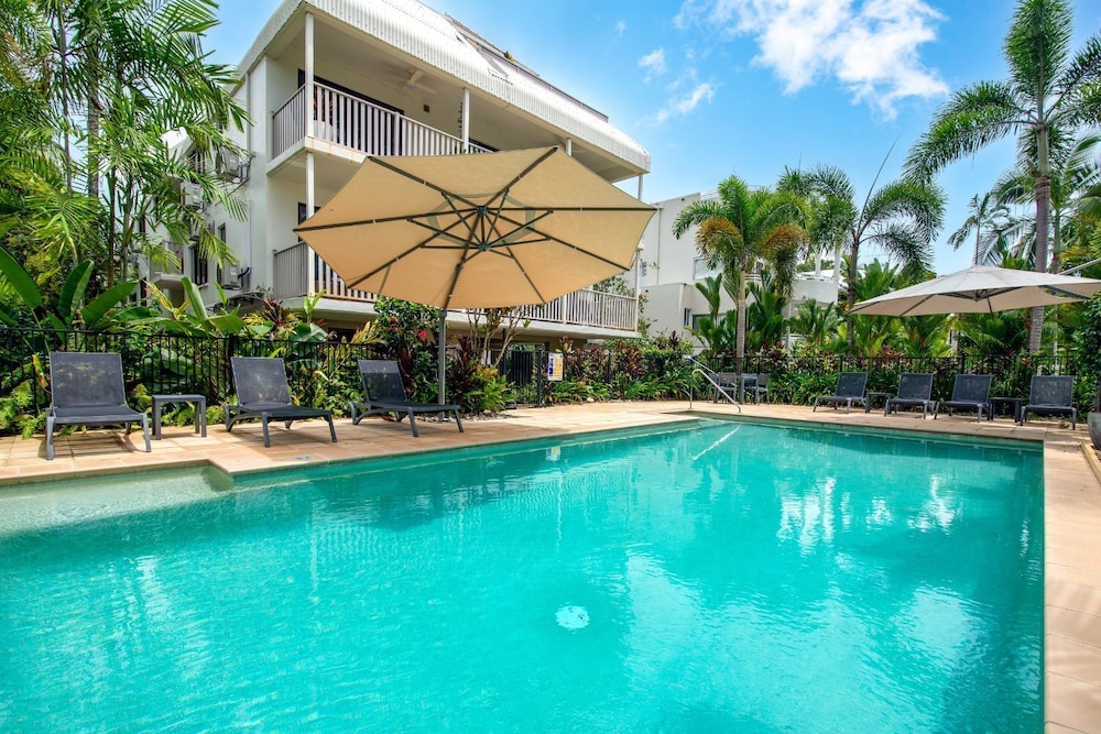 Tropical Reef Apartments Port Douglas 8/60