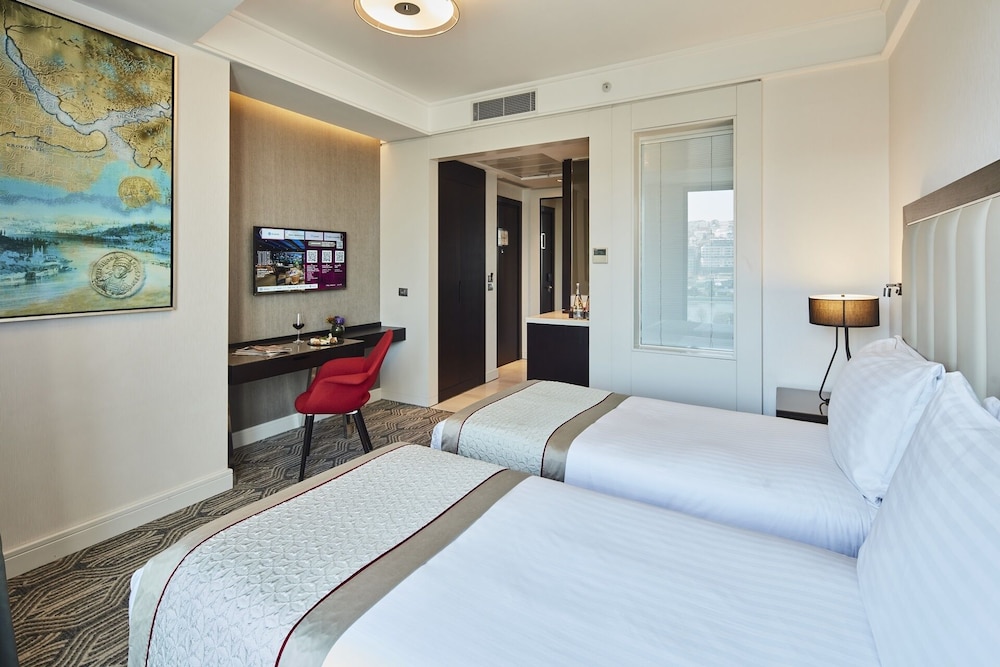 Movenpick Hotel Istanbul Golden Horn 21/89
