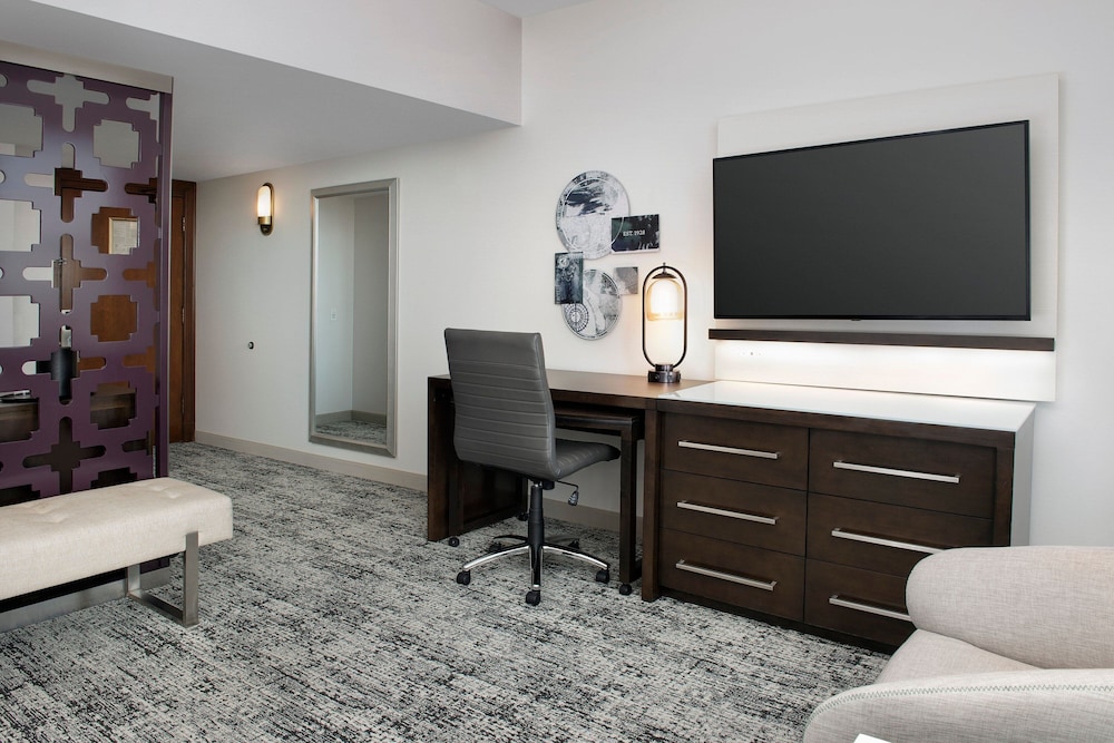 Courtyard By Marriott San Diego Downtown 42/45