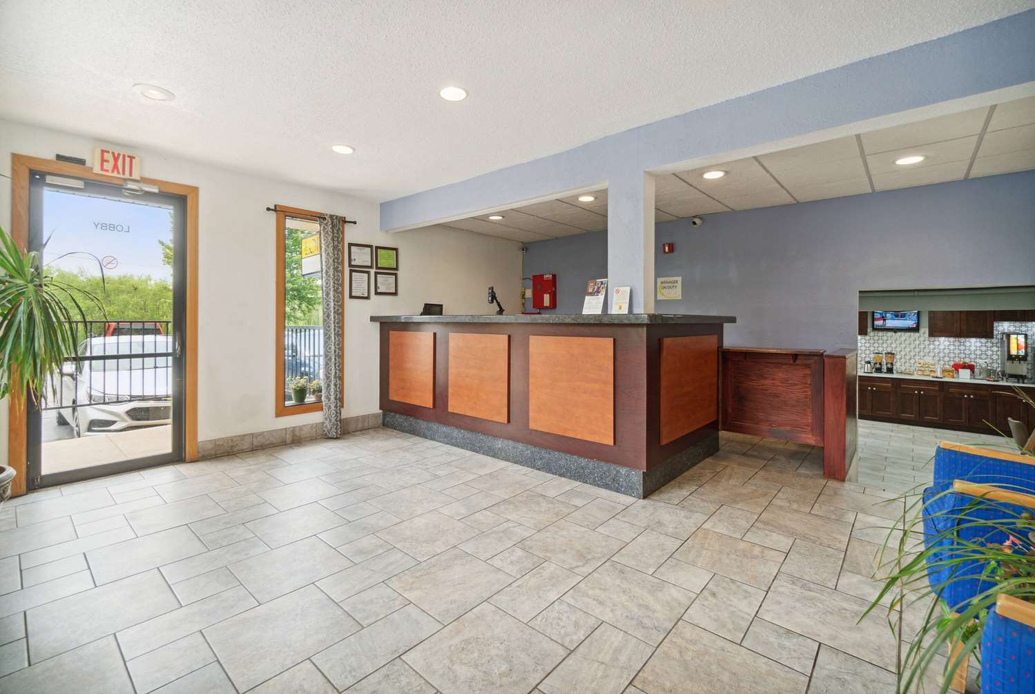 Super 8 By Wyndham Kenosha/Pleasant Prairie 3/29