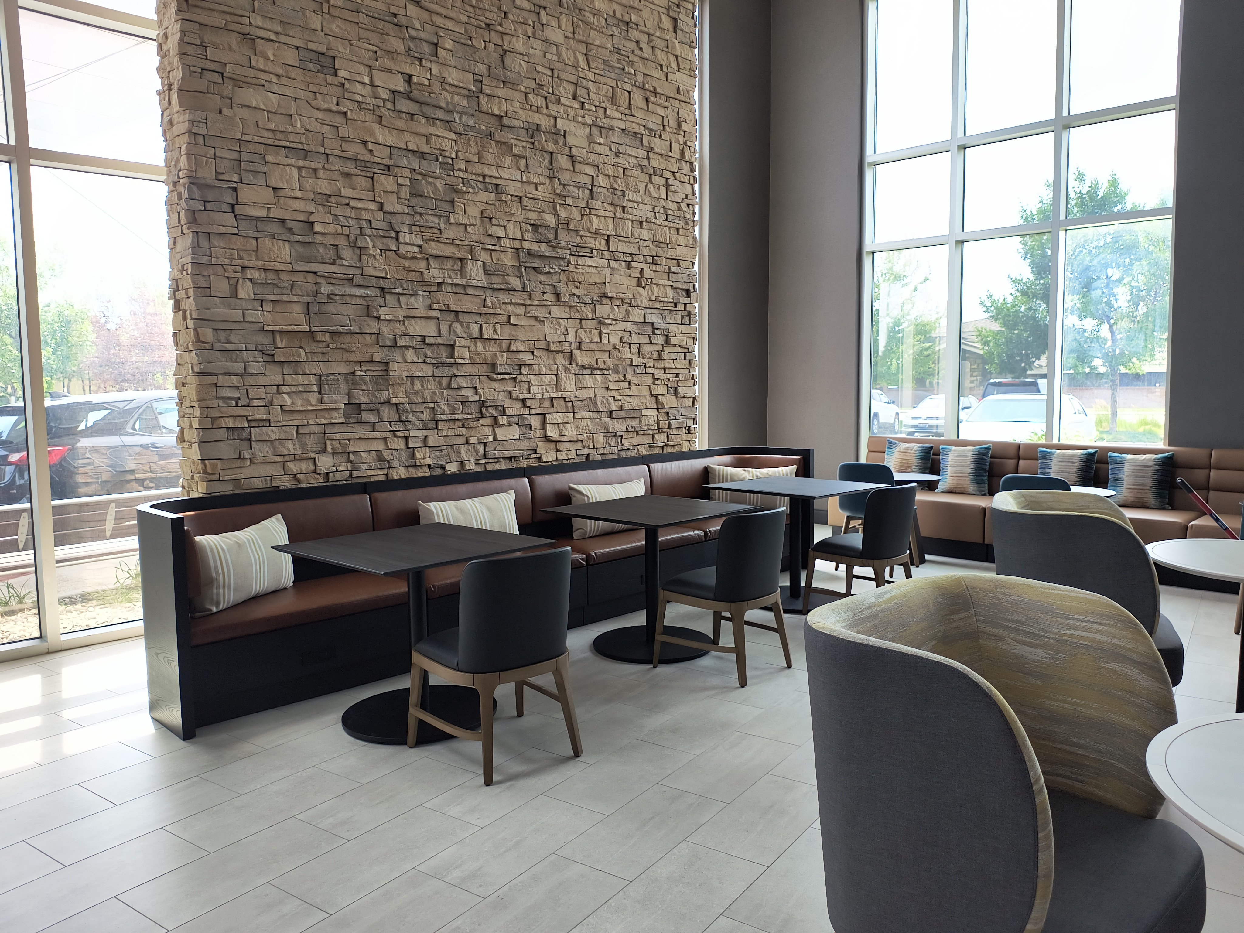 Holiday Inn Boise Airport 42/68
