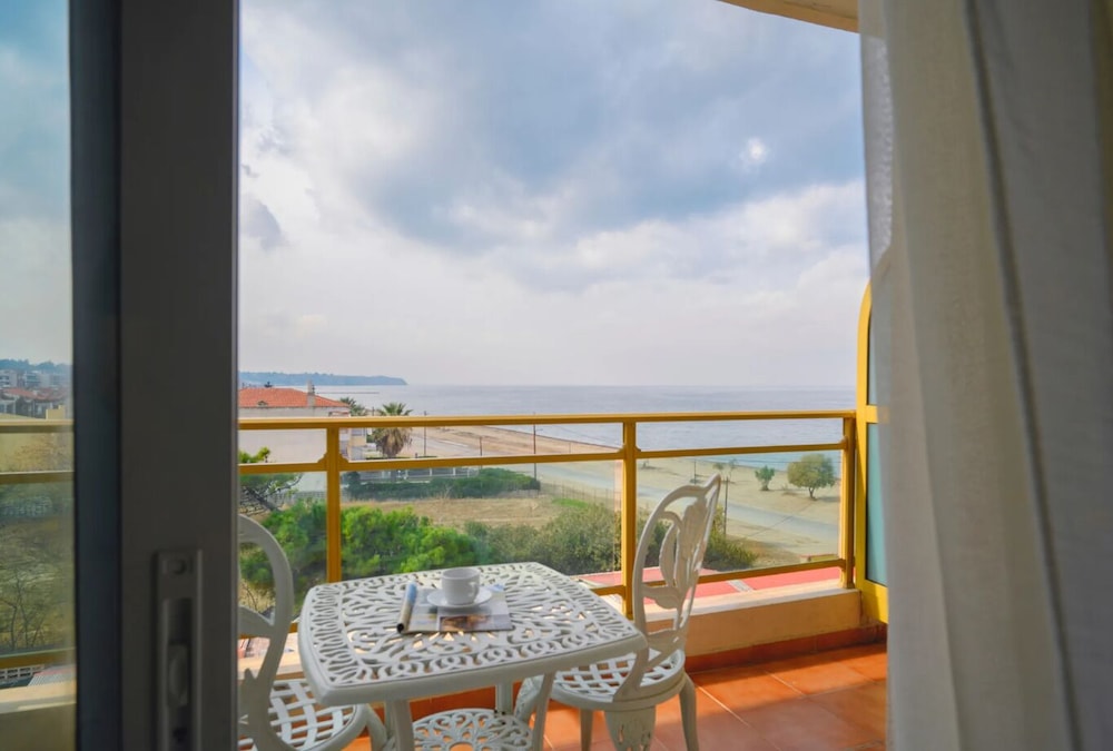 Eona Beach Resort 53/66