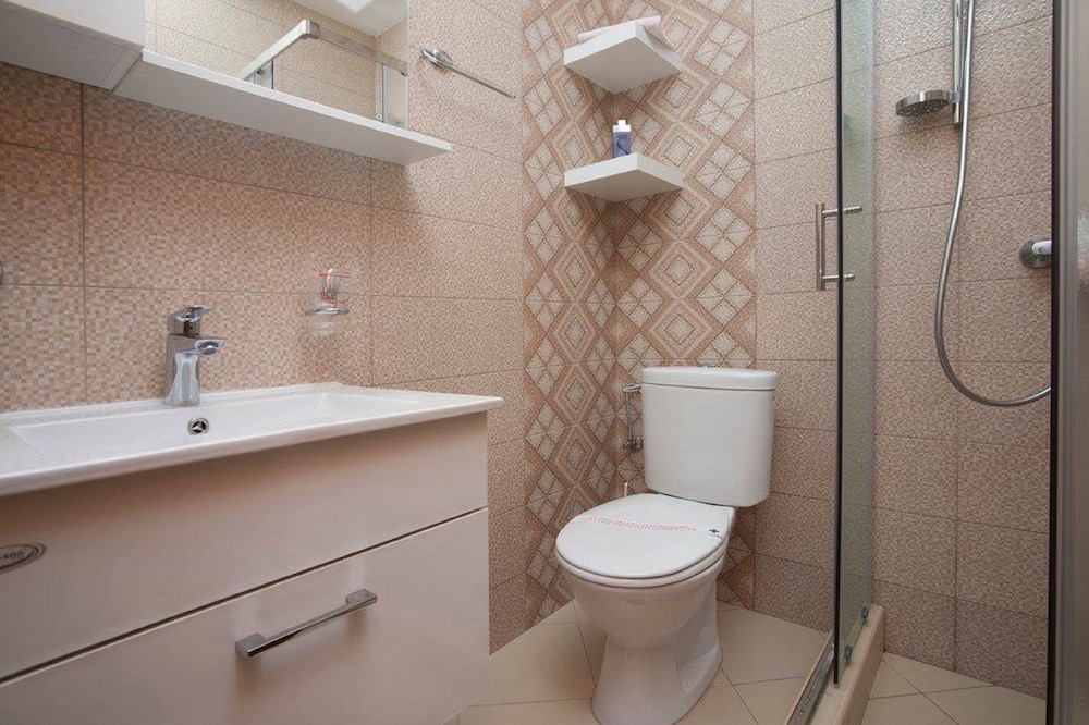 Guest House Medin 47/50