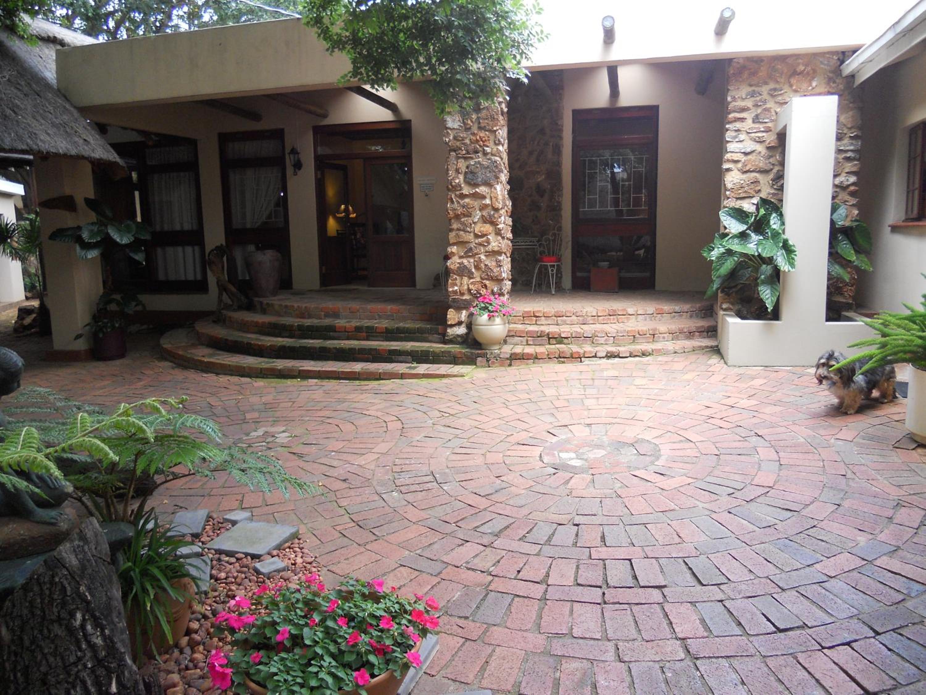 Centurion Guest House and Lodge 11/16