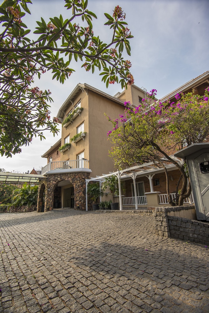 Hotel Villa Morra Suites 49/51