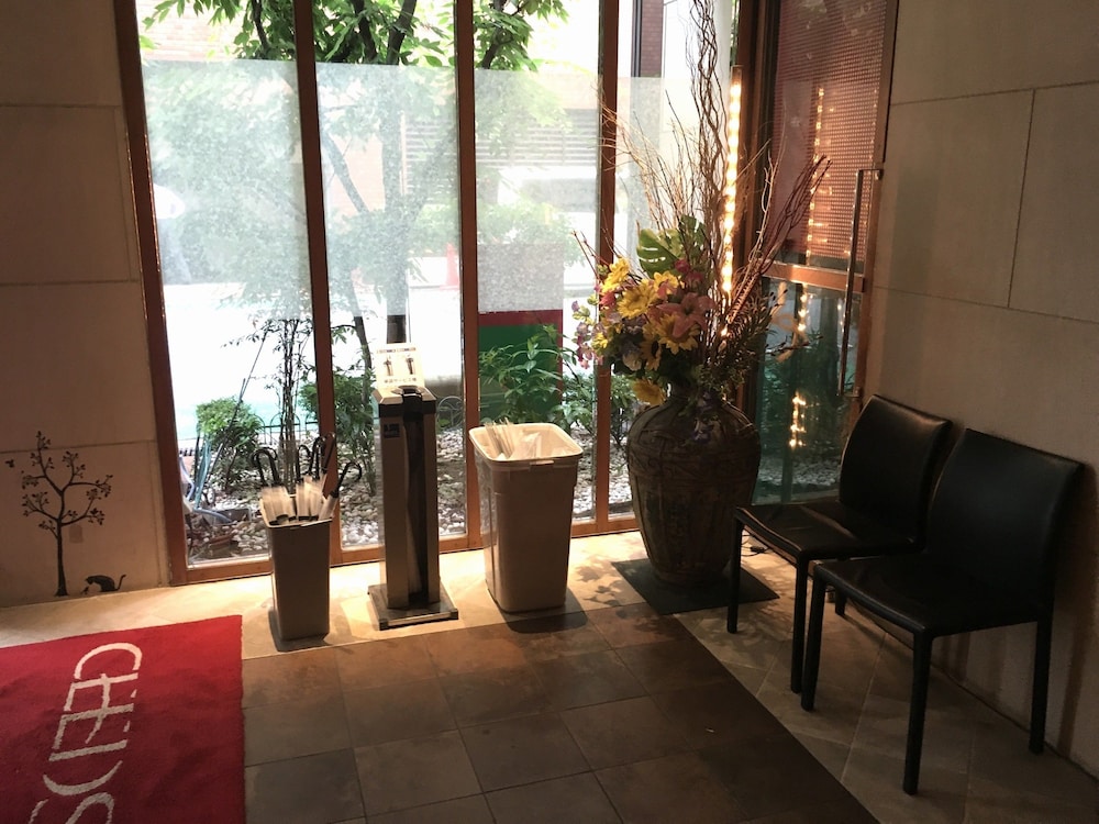 Hotel Ceeds - Adults Only 25/27
