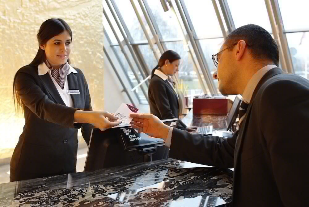 Crowne Plaza Belgrade 64/85