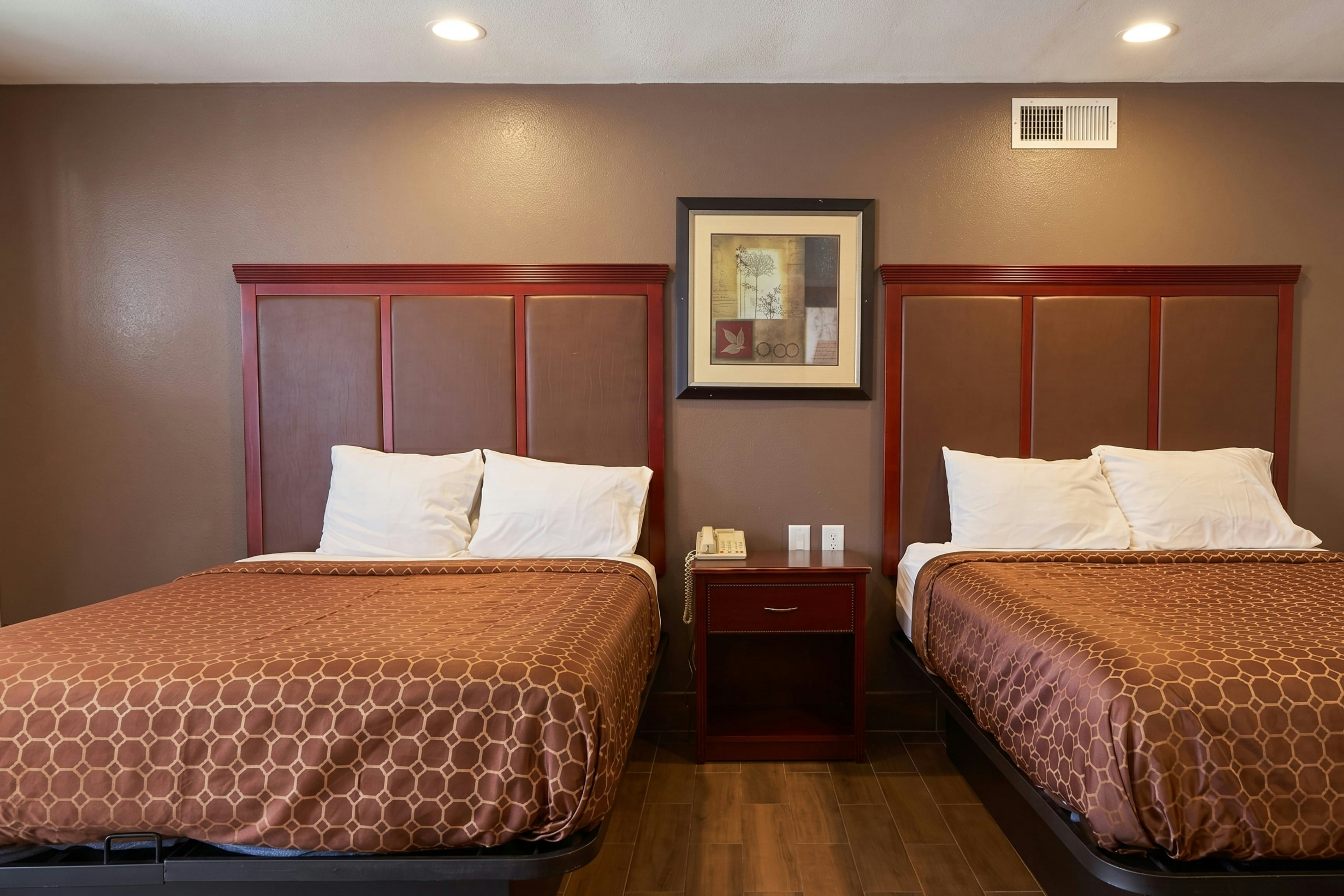 Economy Inn Longview, TX 6/10