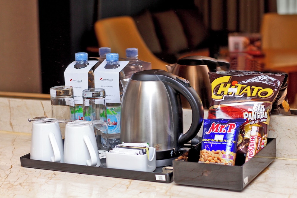 Swiss-Belhotel Pondok Indah 35/69