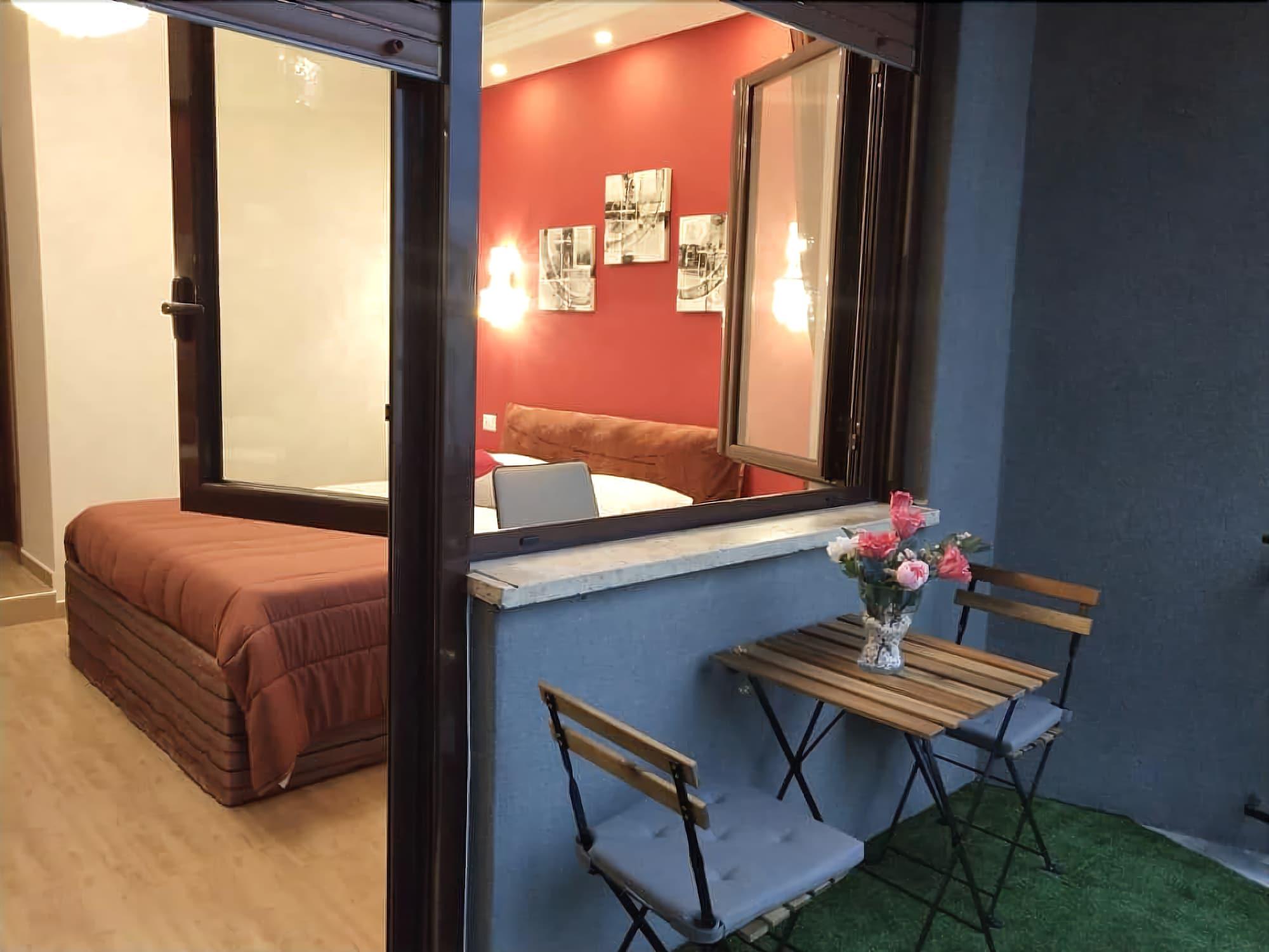 Seven Miracles Inn 28/40