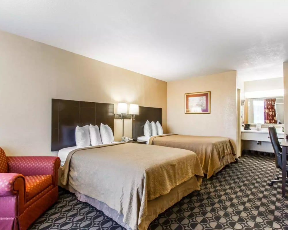 Quality Inn Ada near University 21/43