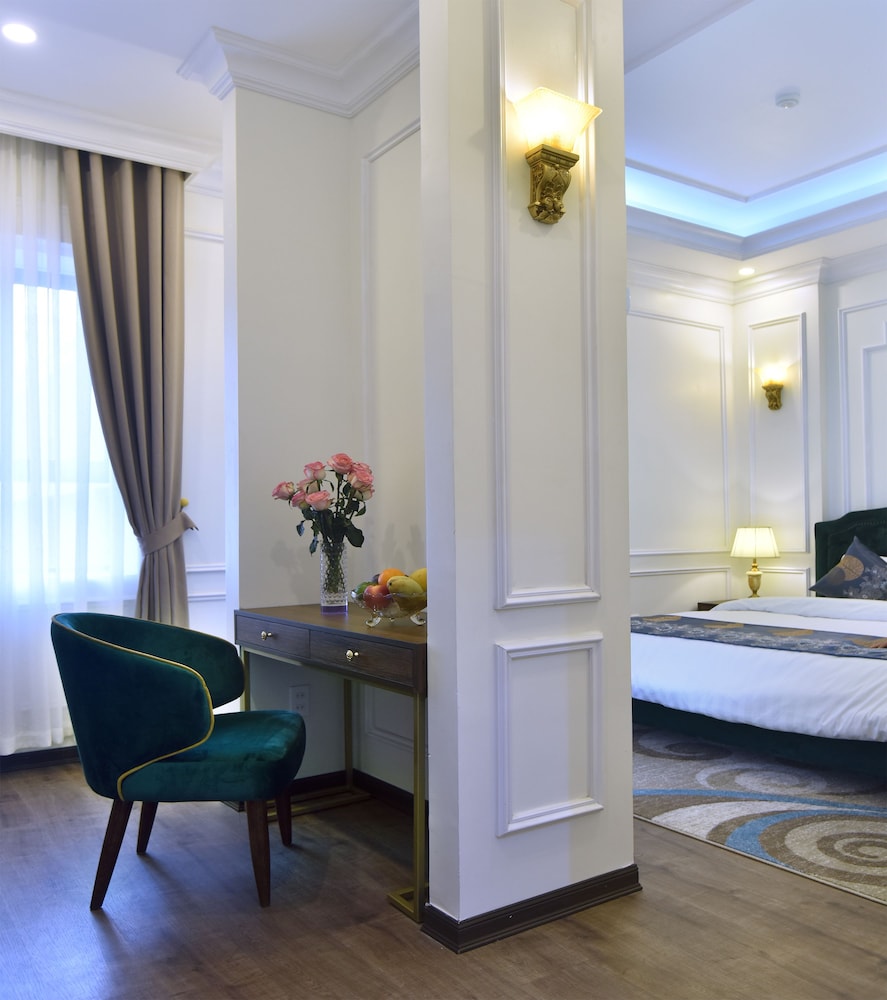 Viet 4 Seasons Hotel 35/50