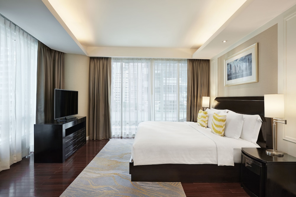 1 BEDROOM, SUPERIOR, SUITE