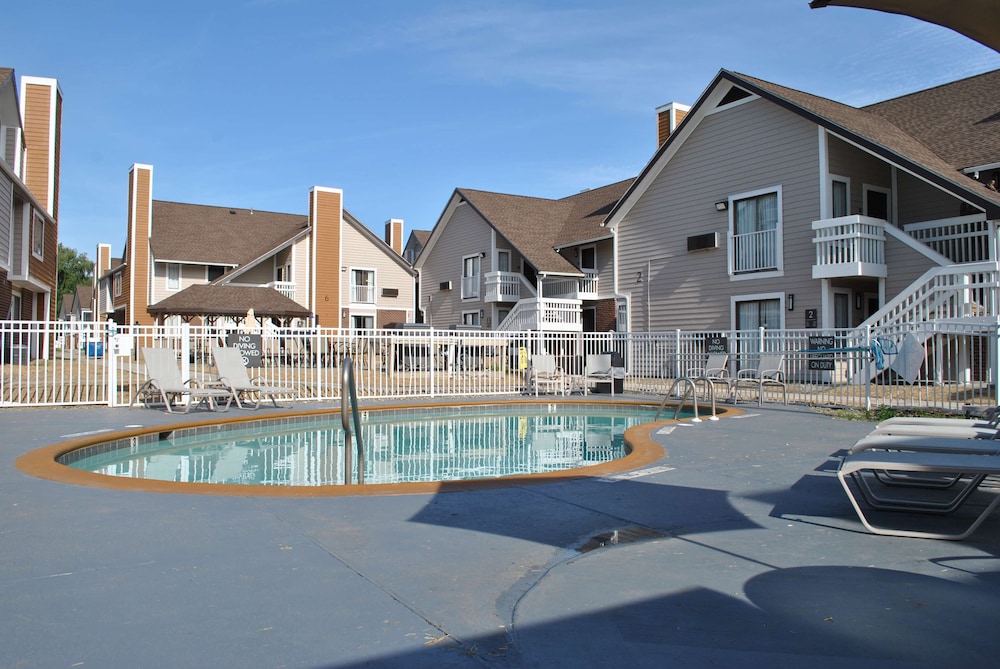 Best Western Fishkill Inn and Suites 1/53