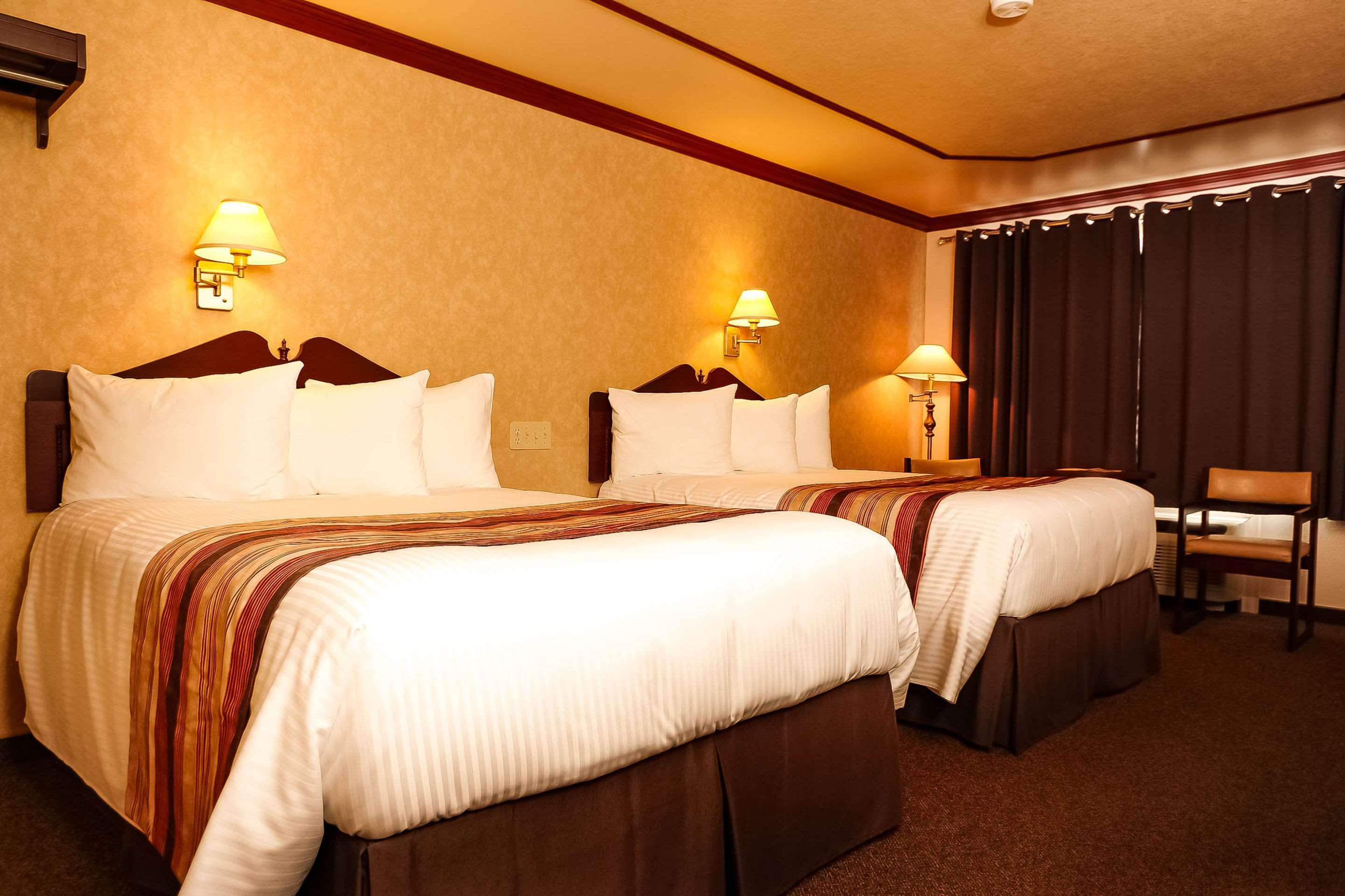 Upgrade, 2 Double Beds