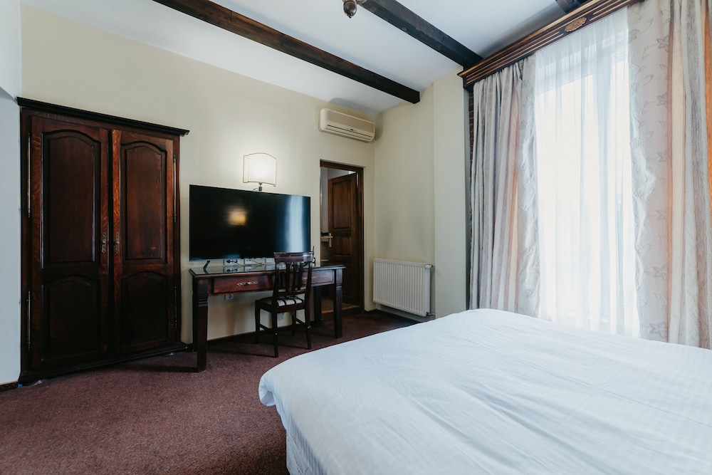 Topaz Boutique Hotel 11/37