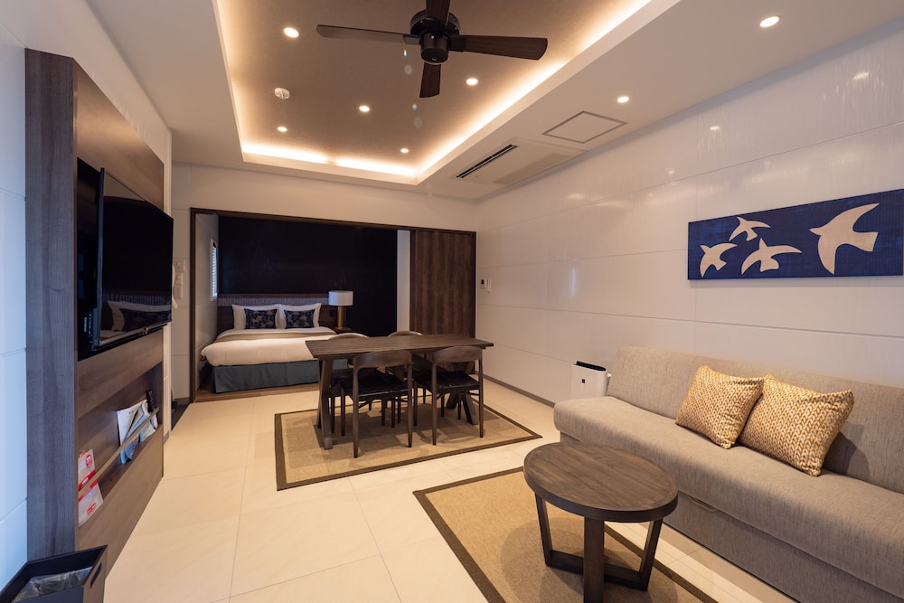 One Suite The Terrace 27/47