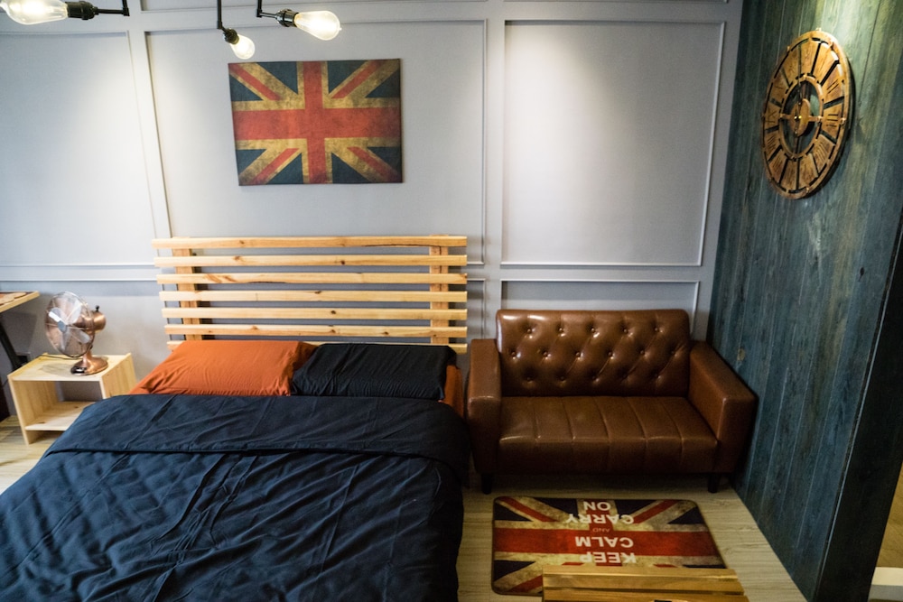 Baker Street Design Inn 32/49