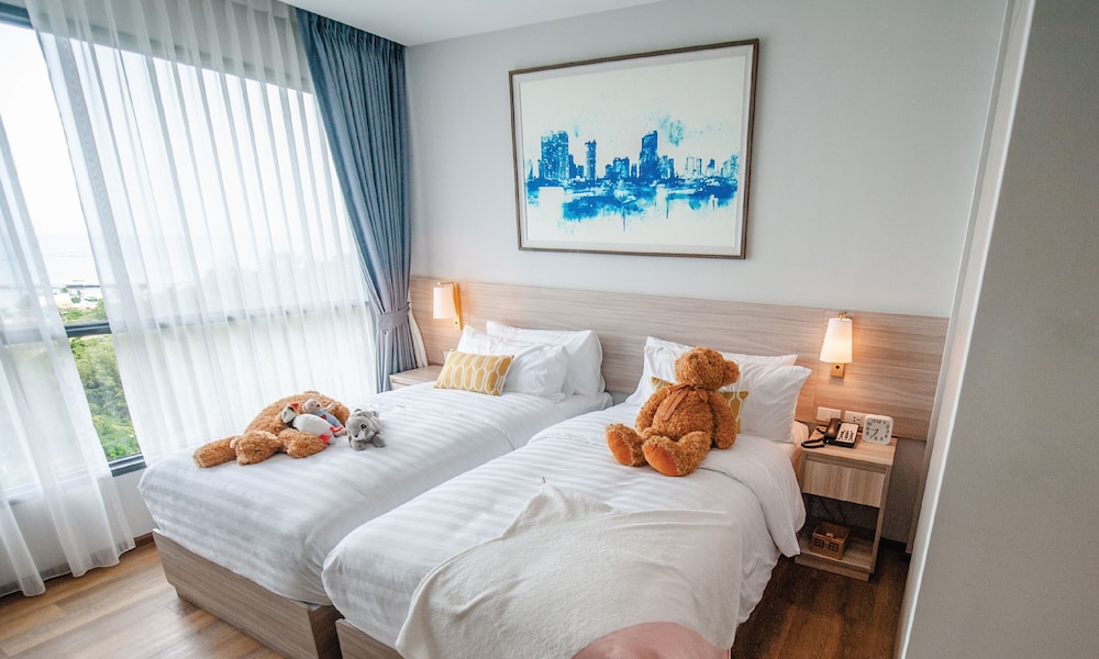 Oakwood Hotel Residence Sri Racha 17/83