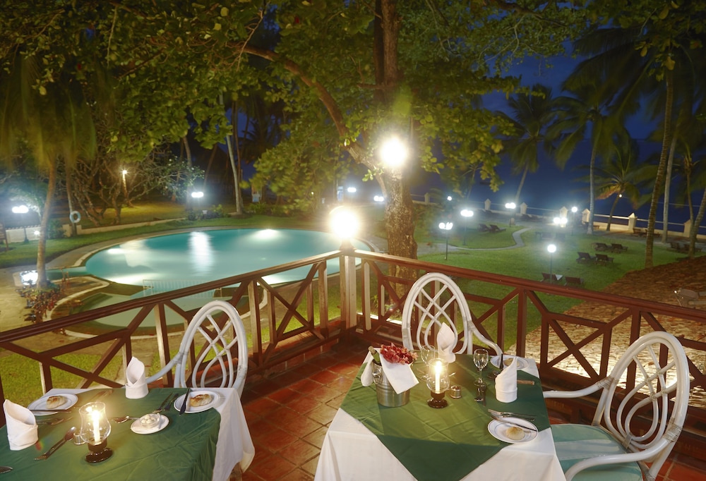 Neptune Beach Resort All Inclusive 16/32