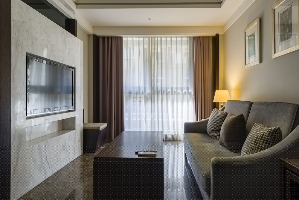 LEOFOO RESIDENCES 22/30