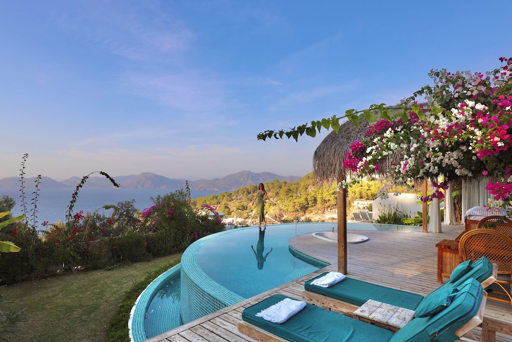 Seaview Faralya Boutique Hotel 44/50