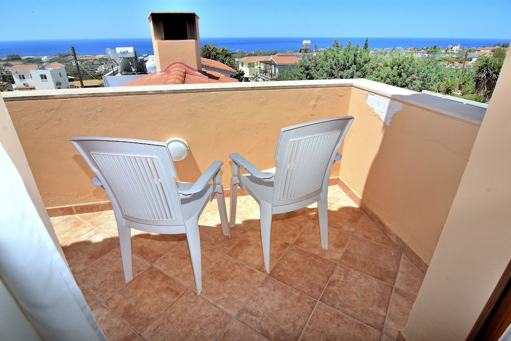 Coral Sun Villas 35/50
