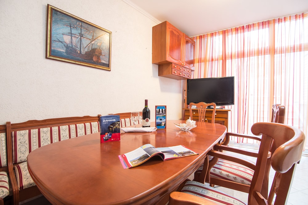 Dubrovnik Hotel 35/50