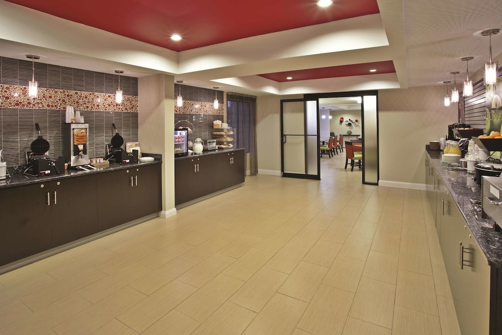 La Quinta Inn & Suites Summersville / New River National Park 5/47