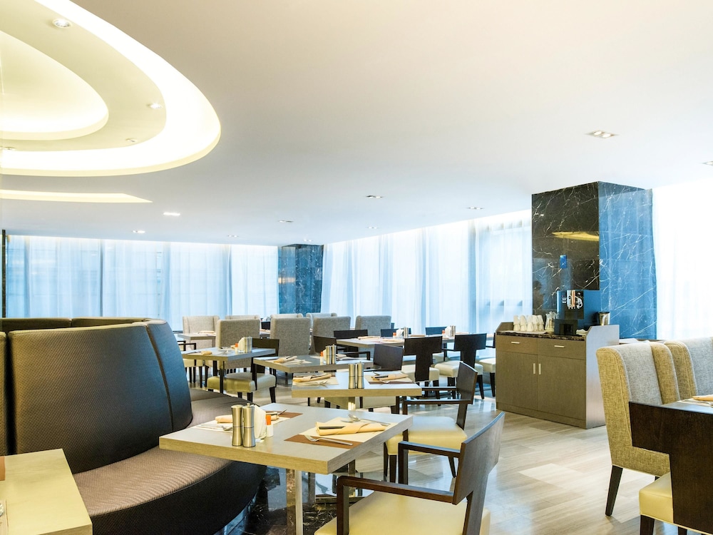 Novotel Nanjing Central Suning 35/49