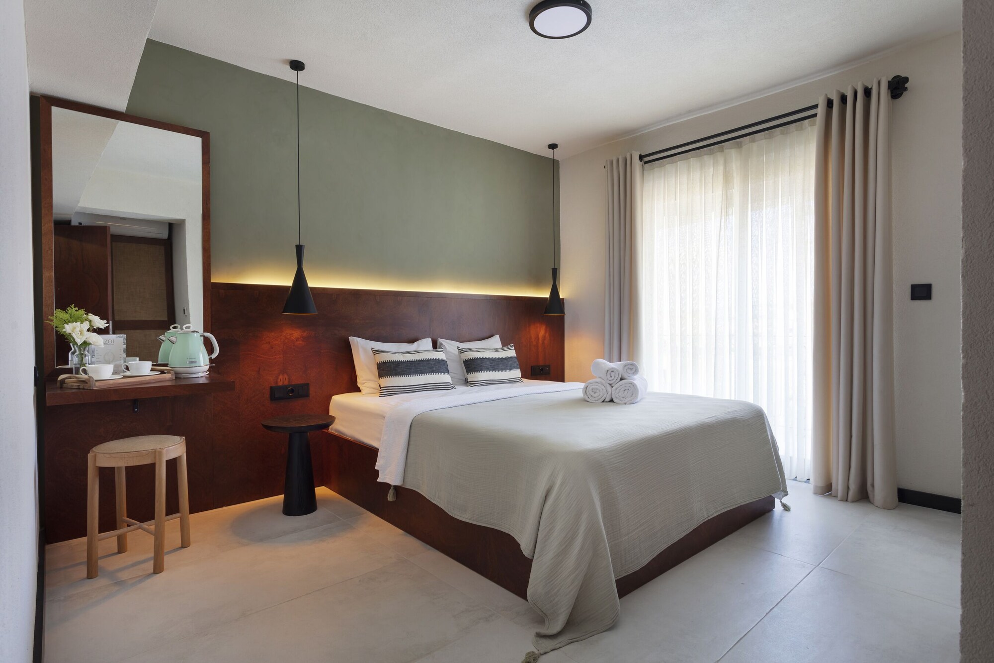 1 BEDROOM, STANDARD, DOUBLE BED