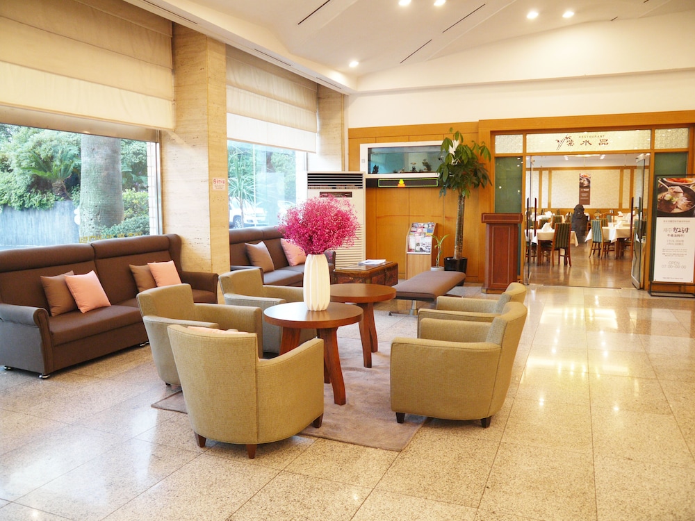 Pearl Hotel Jeju 55/63