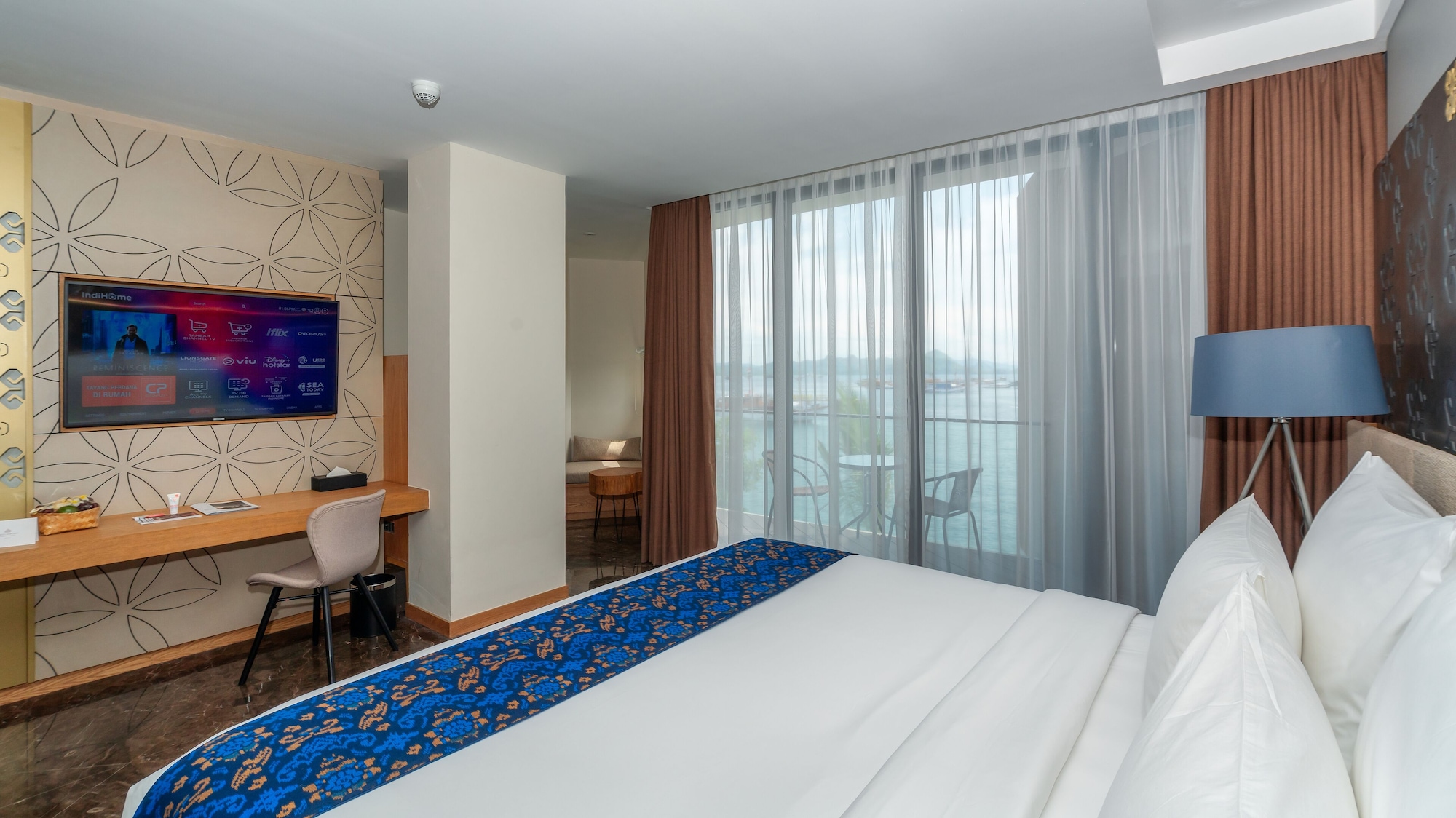 Horizon, King Bed, Sea View