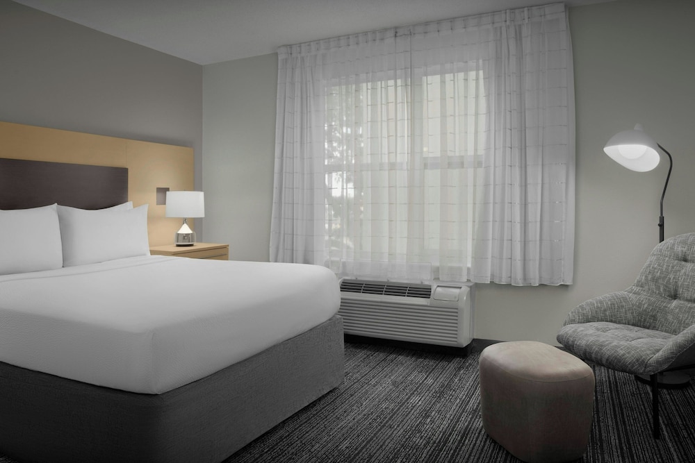 Towneplace Suites By Marriott Pensacola 17/52