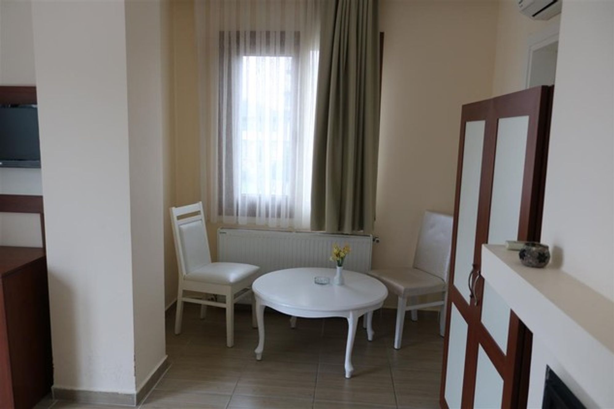 Agva Manolyam Otel 14/15
