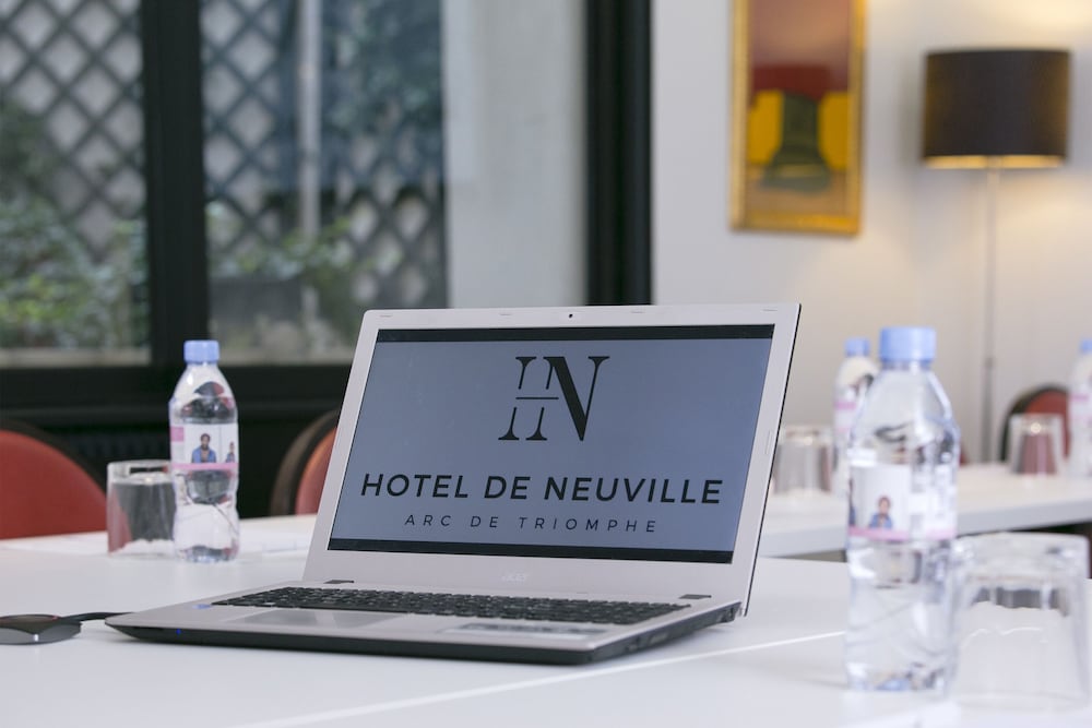 Hotel De Neuville Arc De Triomphe 58/61