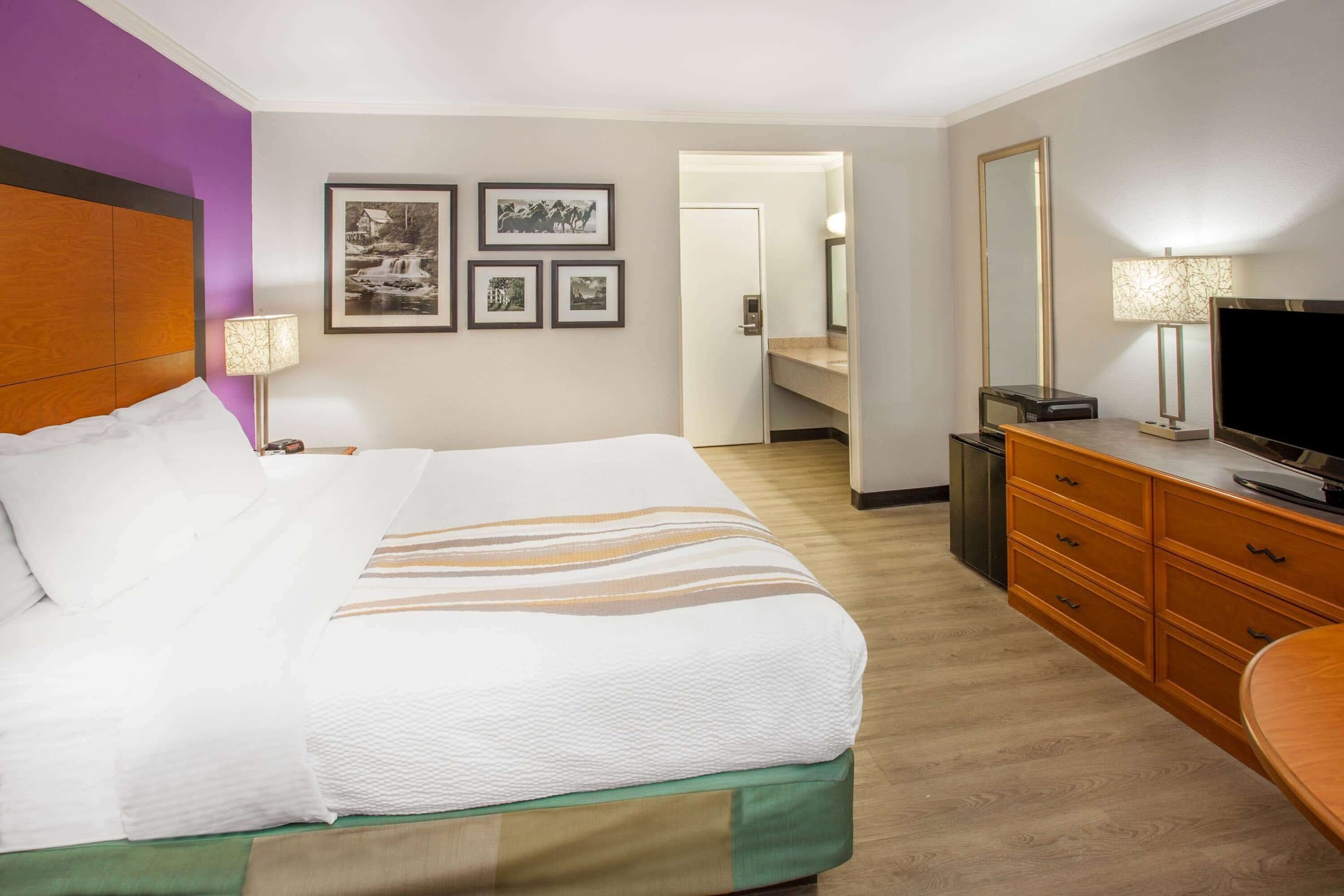Room, King Bed