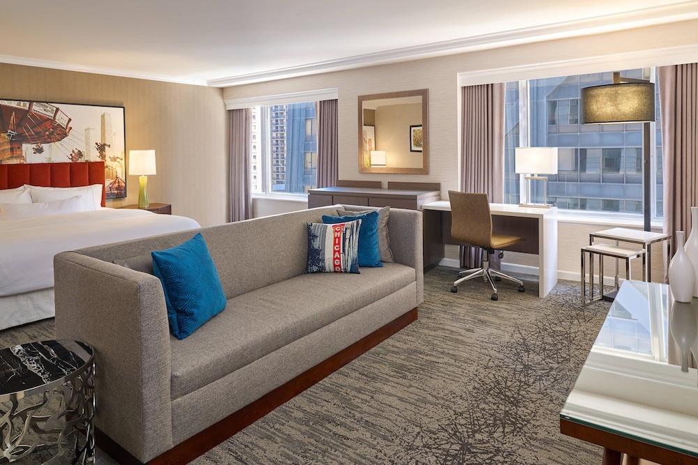 WESTIN MICHIGAN AVENUE 25/58