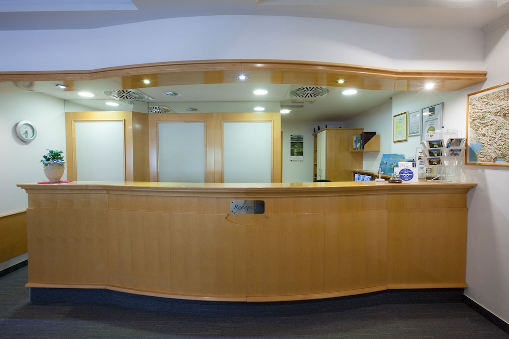 Lobby at Jezero, BOHINJSKO JEZERO