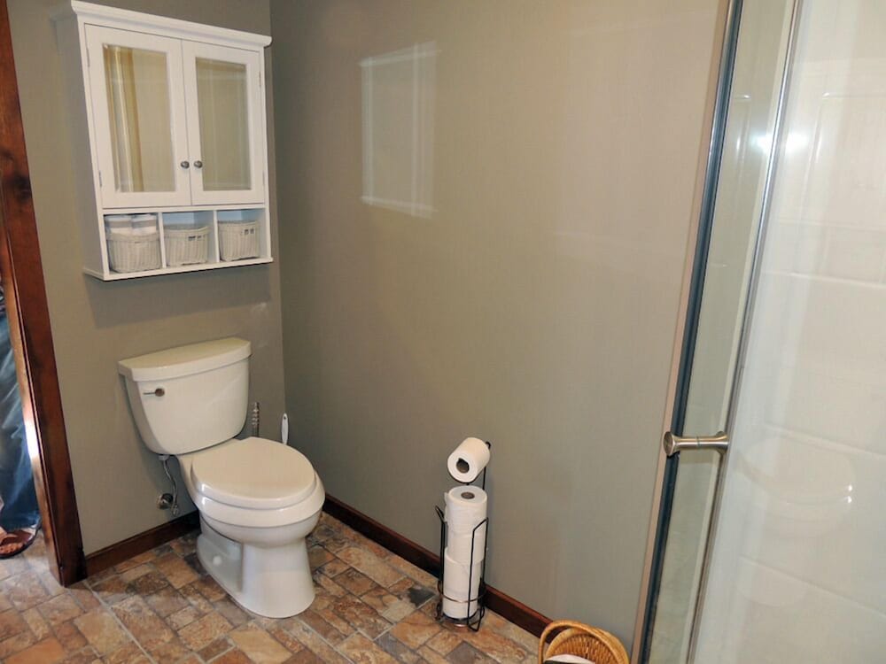 Pinckney Bend Bed & Breakfast 25/26