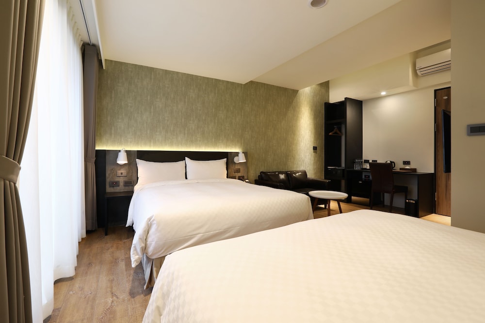 Kun Tour Hotel 8/29