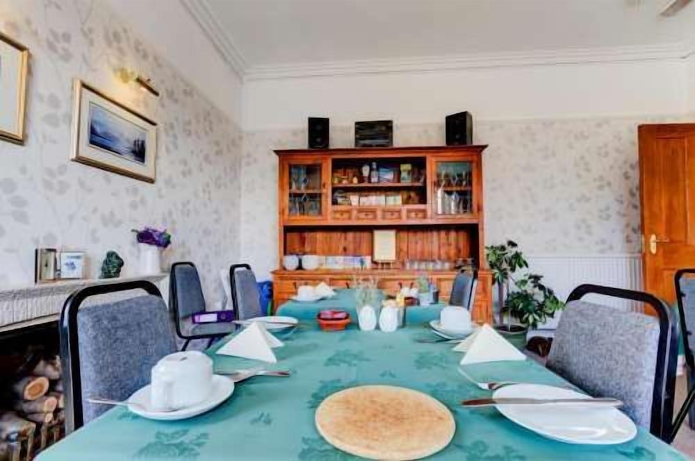 Lyndale Guest House 25/30