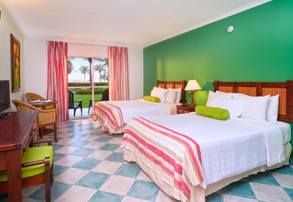 Grand Decameron Panama, A Trademark All Inclusive Resort 27/70