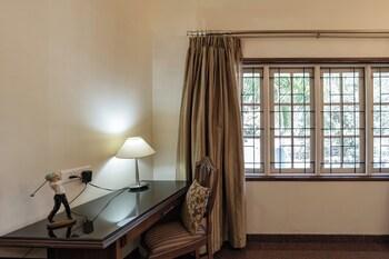 Executive, Suite, King Bed, Nature View